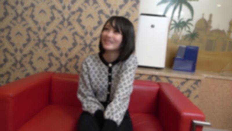 
							【大陰蒂・混血系美女】表現得很嚴格和冷靜不過藏不住牽絲小穴。遊說的成果中出射精 FC2-PPV-4335174
						